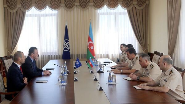 Начальник Генерального штаба Вооруженных Сил Азербайджана встретился с Командующим штаба специальных операций НАТО - Sputnik Азербайджан