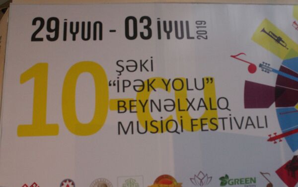 Şəki “İpək Yolu” X Beynəlxalq Musiqi Festivalı uğurla başa çatıb - Sputnik Azərbaycan