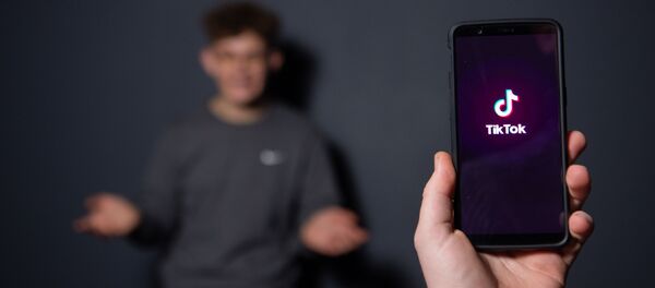TikTok mobil tətbiqi TikTok mobil tətbiqi - Sputnik Азербайджан