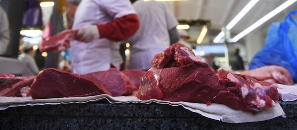 Продавцы в мясном отделе, фото из архива Продавцы в мясном отделе, фото из архива - Sputnik Азербайджан