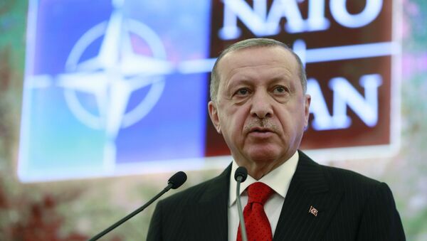 Турецкий лидер Реджеп Тайип Эрдоган, фото из архива - Sputnik Азербайджан