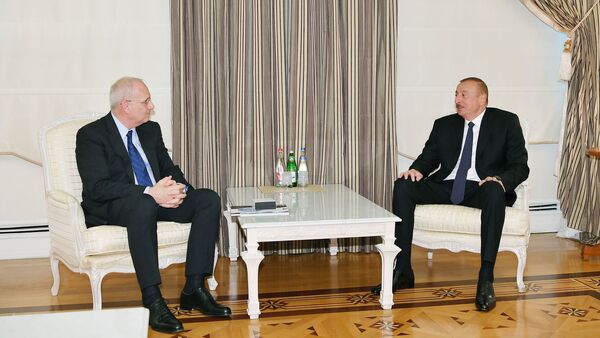 Ильхам Алиев принял президента Международной астронавтической федерации - Sputnik Азербайджан