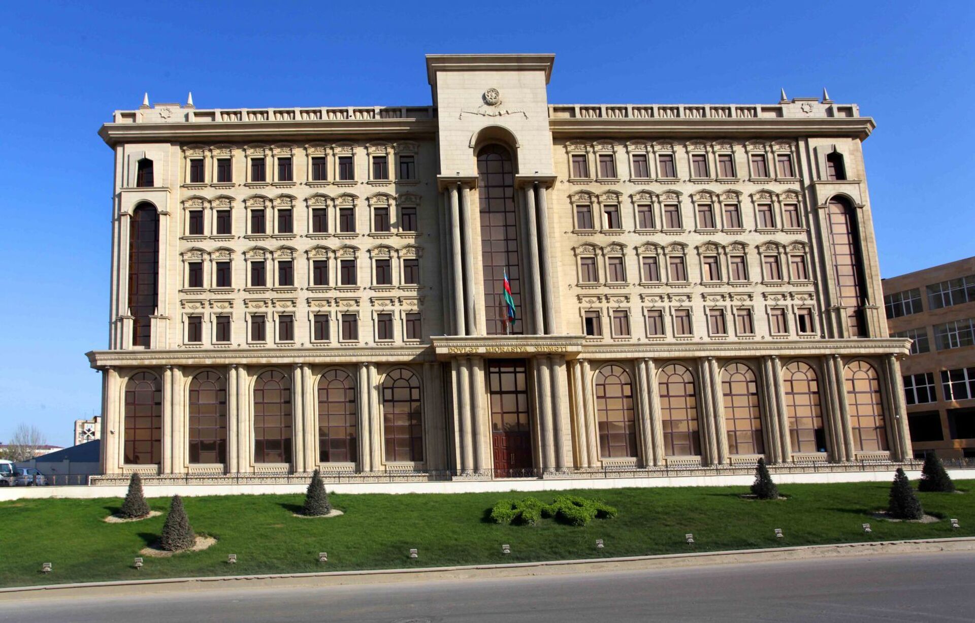 Dövlət Miqrasiya Xidmətinin binası - Sputnik Azərbaycan, 1920, 19.03.2023