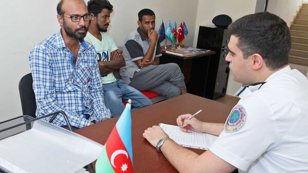 Миграционная служба задержала около 200 мигрантов-нарушителей - Sputnik Азербайджан