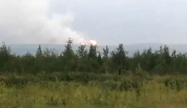 Взрыв в Красноярском крае: эвакуированы населенные пункты и детский лагерь - видео Взрыв в Красноярском крае: эвакуированы населенные пункты и детский лагерь - видео - Sputnik Азербайджан