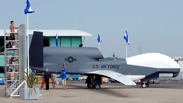 ABŞ hərbi hava qüvvələrinin RQ-4A Global Hawk kəşfiyyat dronu - Sputnik Azərbaycan