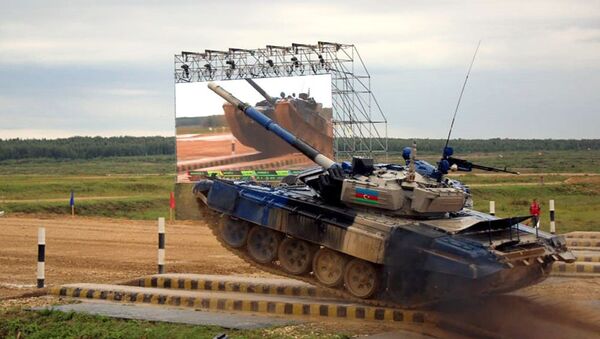 Азербайджанские танкисты прошли в финал конкурса Танковый биатлон - Sputnik Азербайджан