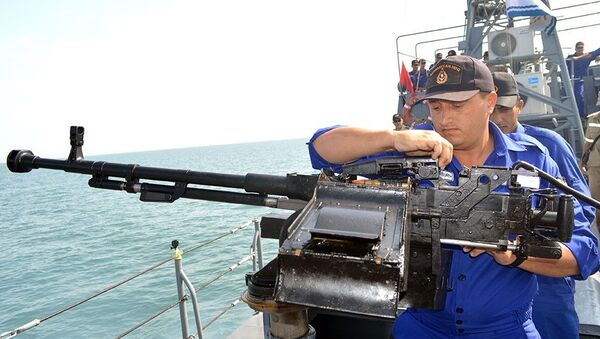 Экипажи военных кораблей, участвующие в конкурсе Кубок моря-2019, выполнили артиллерийские стрельбы по воздушным целям - Sputnik Азербайджан