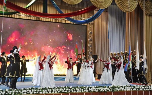 В Баку состоялась церемония закрытия конкурса Кубок моря-2019 - Sputnik Азербайджан
