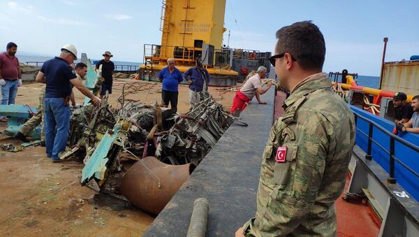 Турецкие специалисты обнаружили новые фрагменты разбившегося МиГ-29 ВВС АР - Sputnik Азербайджан