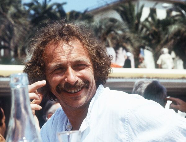 Французский актер Пьер Ришар 15 мая 1979 года - Sputnik Азербайджан