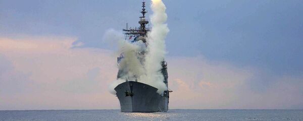 Запуск крылатой ракеты Томагавк с американского военного корабля USS Cape St. George Запуск крылатой ракеты Томагавк с американского военного корабля USS Cape St. George - Sputnik Азербайджан