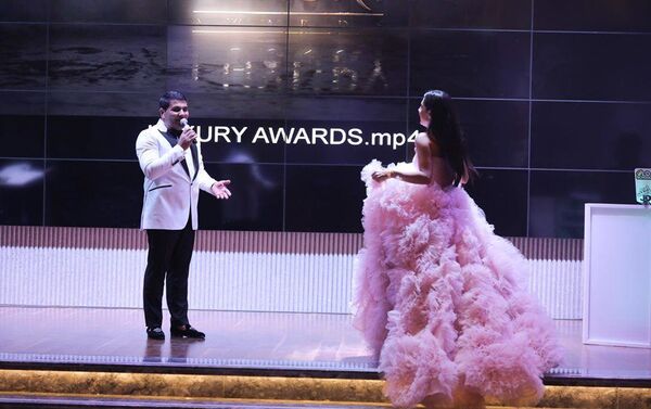 Церемония награждения победителей международного проекта Luxury Awards-2019 - Sputnik Азербайджан