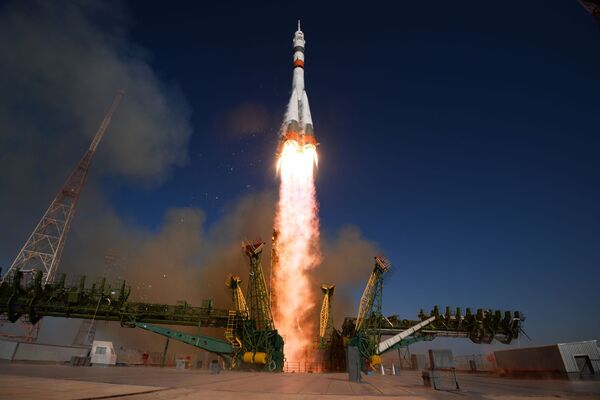 Запуск ракеты-носителя Союз-2.1а с пилотируемым кораблем Союз МС-14 со стартовой площадки космодрома Байконур - Sputnik Азербайджан
