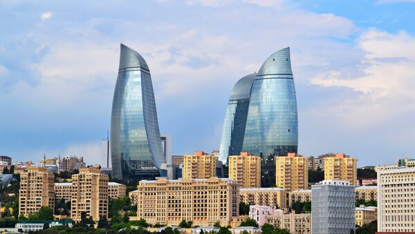Все большее число туристов спешит познакомиться со столицей Азербайджана - Баку - Sputnik Азербайджан