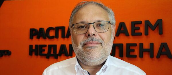 Экономический эксперт, публицист Михаил Хазин Экономический эксперт, публицист Михаил Хазин - Sputnik Азербайджан