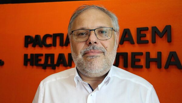 Экономический эксперт, публицист Михаил Хазин  - Sputnik Азербайджан