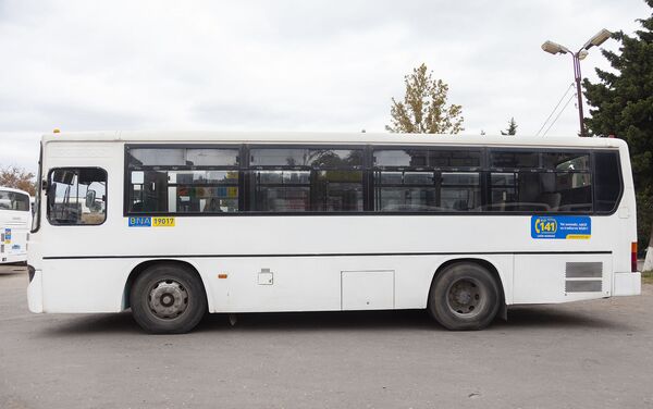 Новые более вместительные автобусы - Sputnik Азербайджан