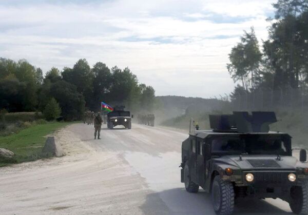Азербайджанские военные пресекли провокации противника в Германии - Sputnik Азербайджан