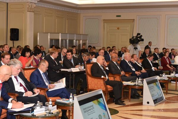 Железные дороги Азербайджана будут координировать Транссибирские перевозки Железные дороги Азербайджана будут координировать Транссибирские перевозки - Sputnik Азербайджан