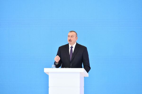 Президент Ильхам Алиев отмечает день рождения Президент Ильхам Алиев отмечает день рождения - Sputnik Азербайджан