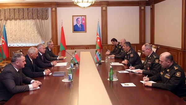 Министр обороны Азербайджана встретился с государственным секретарем Совета безопасности Беларуси - Sputnik Азербайджан