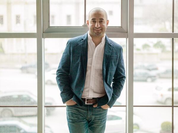 Дизайнер Рик Оуэнс сделал коллекцию мебели Дизайнер Рик Оуэнс сделал коллекцию мебели - Sputnik Азербайджан