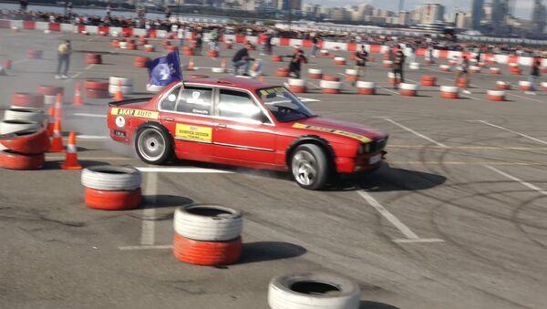 Было невероятно, шумно и очень дымно: фестиваль BMW в Баку - Sputnik Азербайджан