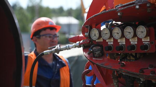 Строительство газопровода Северный поток-2 в Ленинградской области - Sputnik Азербайджан