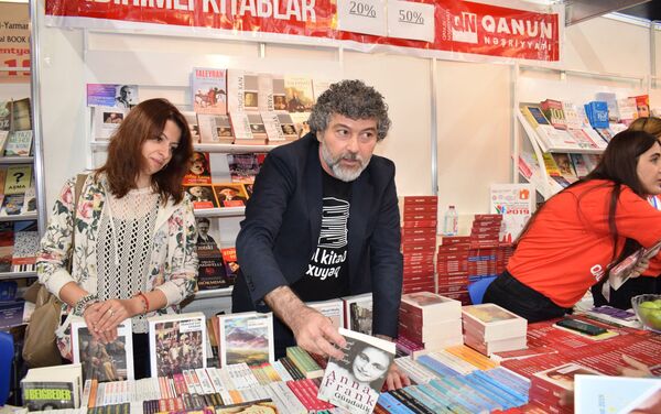 Состоялось открытие VI Бакинской международной книжной выставки-ярмарки - Sputnik Азербайджан