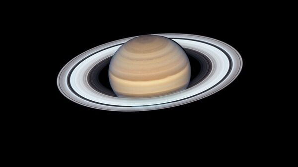 Снимок Сатурна, сделанный при помощи телескопа Хаббл - Sputnik Azərbaycan