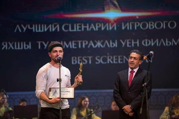 Азербайджанец покоряет российский кинематограф и мечтает снять фильм на родине Азербайджанец покоряет российский кинематограф и мечтает снять фильм на родине - Sputnik Азербайджан