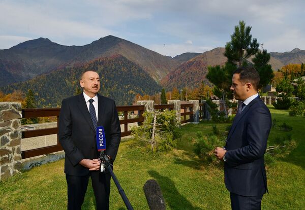 Президент Алиев: отношения Азербайджана с Россией проверены временем Президент Алиев: отношения Азербайджана с Россией проверены временем - Sputnik Азербайджан