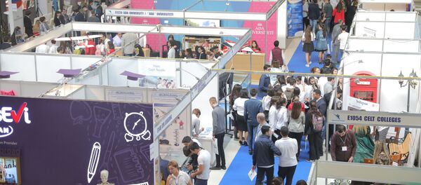 Bakı Ekspo Merkezinde “EduExpo” sergisi, arxiv şəkli Bakı Ekspo Merkezinde “EduExpo” sergisi, arxiv şəkli - Sputnik Азербайджан