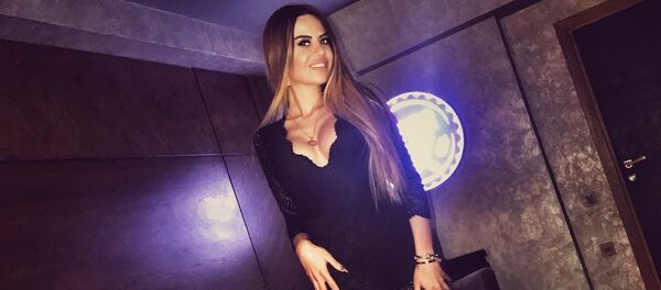 Азербайджанская модель и ведущая Гюнай Рустамли Азербайджанская модель и ведущая Гюнай Рустамли - Sputnik Азербайджан