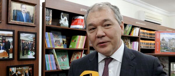 Между Азербайджаном и Россией все будет хорошо – Калашников в Баку Между Азербайджаном и Россией все будет хорошо – Калашников в Баку - Sputnik Азербайджан