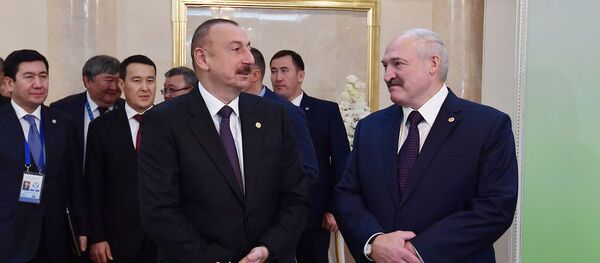 Президенты Азербайджана и Беларуси Ильхам Алиев и Александр Лукашенко Президенты Азербайджана и Беларуси Ильхам Алиев и Александр Лукашенко - Sputnik Азербайджан