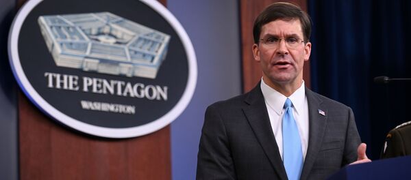 Министр обороны США Марк Эспер Министр обороны США Марк Эспер - Sputnik Азербайджан