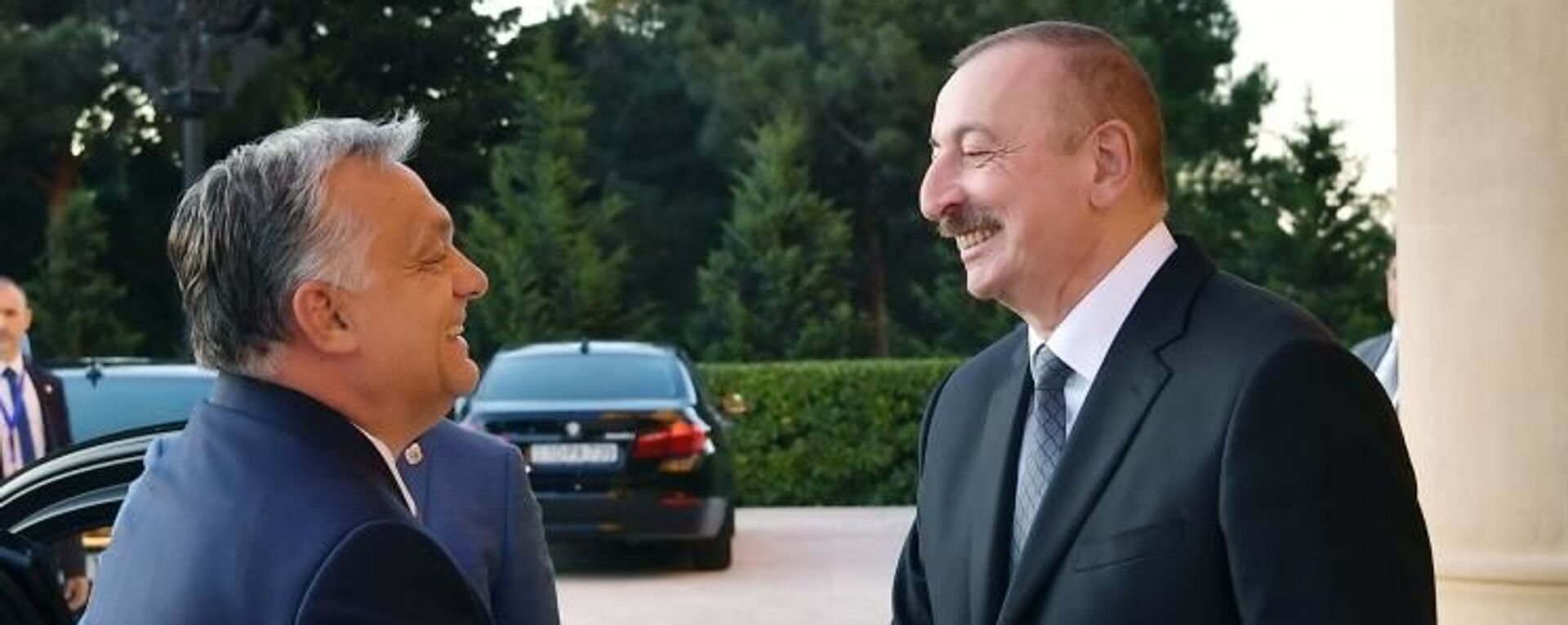 Президент Ильхам Алиев встретился с премьер-министром Венгрии Виктором Орбаном - Sputnik Азербайджан, 1920, 18.08.2023
