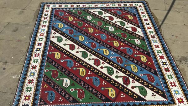 Всю красоту и разнообразие азербайджанских ковров можно будет оценить на выставке декоративно-прикладного искусства в галерее Art Tower  - Sputnik Азербайджан