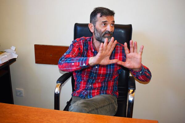 Burada uşaqları yoğururlar: Hər şeyi sıfırdan başlamağı xoşlayıram Burada uşaqları yoğururlar: Hər şeyi sıfırdan başlamağı xoşlayıram - Sputnik Azərbaycan