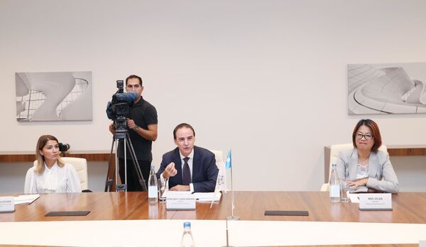 Фонд Гейдара Алиева и ЮНИСЕФ договорились о сотрудничестве Фонд Гейдара Алиева и ЮНИСЕФ договорились о сотрудничестве - Sputnik Азербайджан