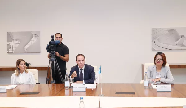 Фонд Гейдара Алиева и ЮНИСЕФ договорились о сотрудничестве Фонд Гейдара Алиева и ЮНИСЕФ договорились о сотрудничестве - Sputnik Азербайджан