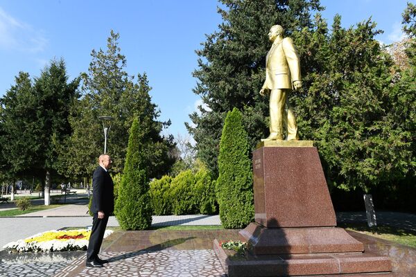 Президент Алиев посетил Габалинский район - фото Президент Алиев посетил Габалинский район - фото - Sputnik Азербайджан