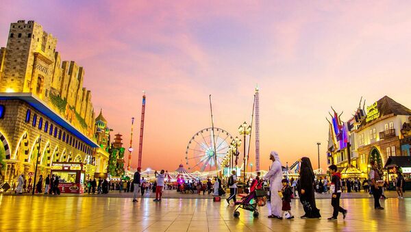 Международная ярмарка Global Village в Дубае - Sputnik Азербайджан