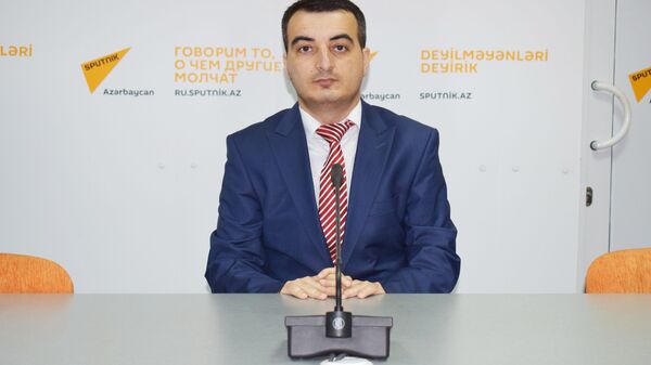 Политолог Ильяс Гусейнов  - Sputnik Азербайджан