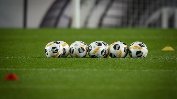 Футбольные мячи, фото из архива - Sputnik Азербайджан