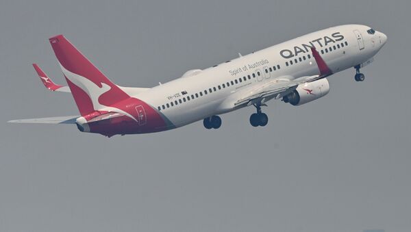 Самолет авиакомпании Qantas - Sputnik Azərbaycan