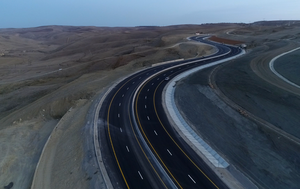 Ремонтируемый участок автомагистрали Баку-Шамахы - Sputnik Азербайджан