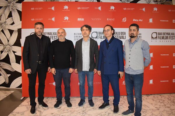 Бакинский кинофестиваль скоро опередит Каннский, уверены организаторы Бакинский кинофестиваль скоро опередит Каннский, уверены организаторы - Sputnik Азербайджан